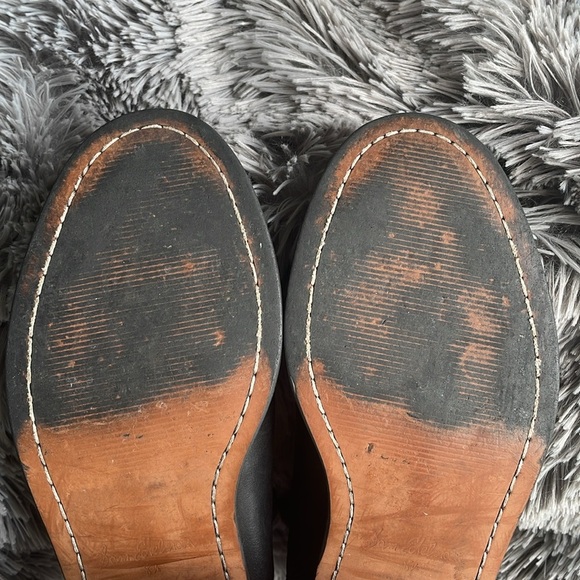 Sam Edelman ‘Dover’ Chelsea Leather Studded Ankle Boots - Picture 8 of 14